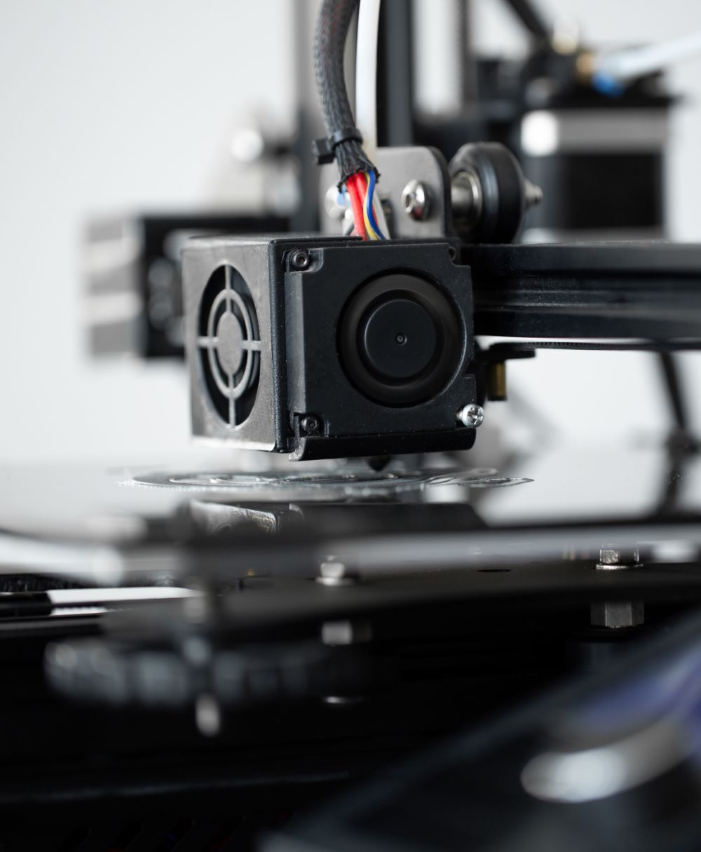 3d Printing Machine Operation In The Laboratory 4J6UM2Q 1 1
